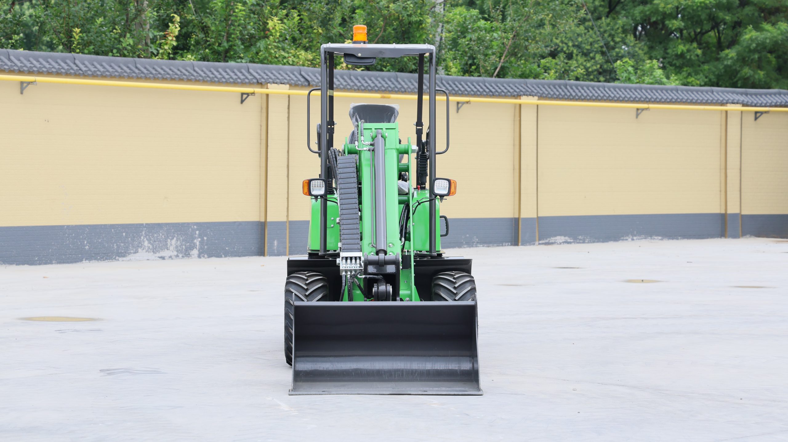 SE906 Compact Electric Wheel Loader SE906 clean operation electric wheel loader