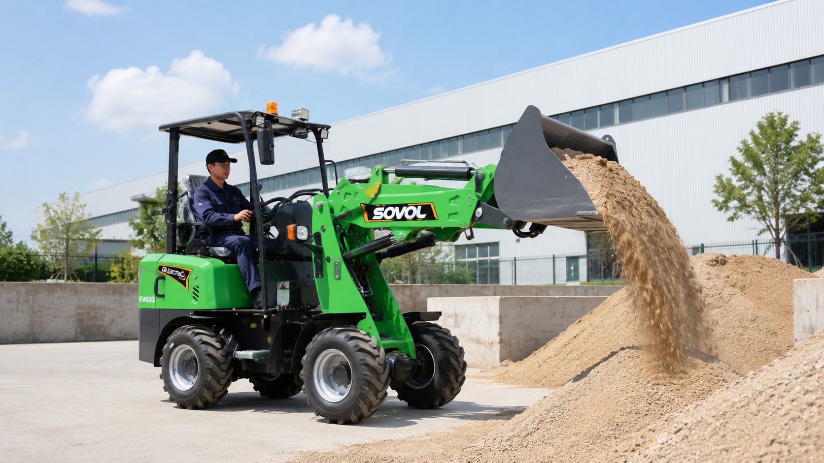 Products-EN Sovol electric wheel loader work in a sand yard