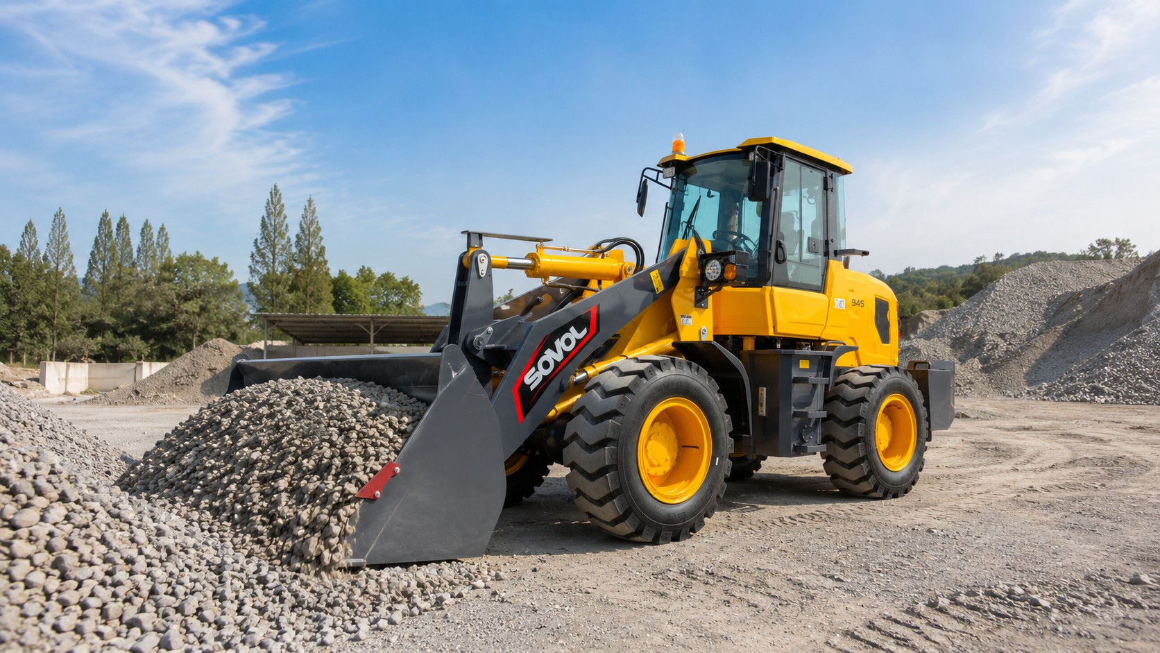 Products-EN Sovol wheel loaders work in the sand and gravel yard